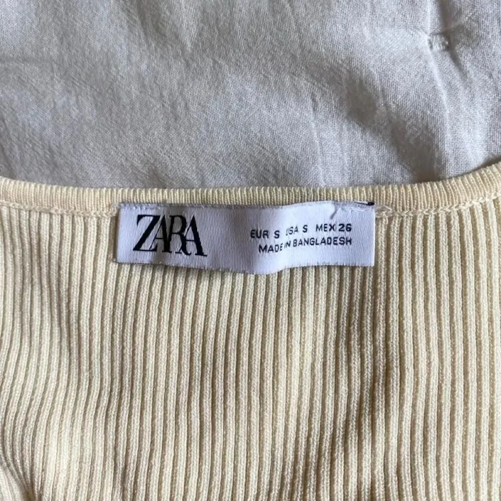 Zara Women's Cream and White Crop-top
